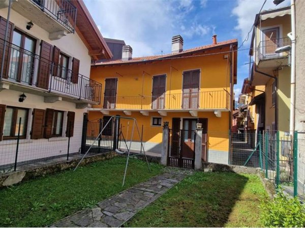casa indipendente in vendita a Gravellona Toce
