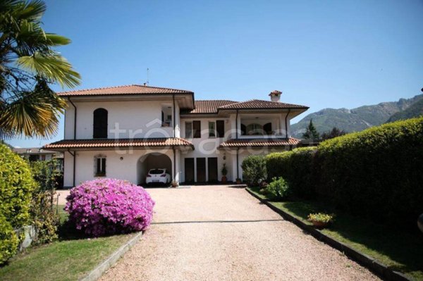 casa indipendente in vendita a Gravellona Toce