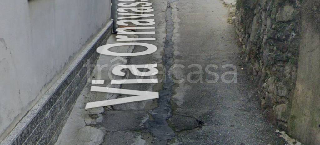 casa indipendente in vendita a Gravellona Toce