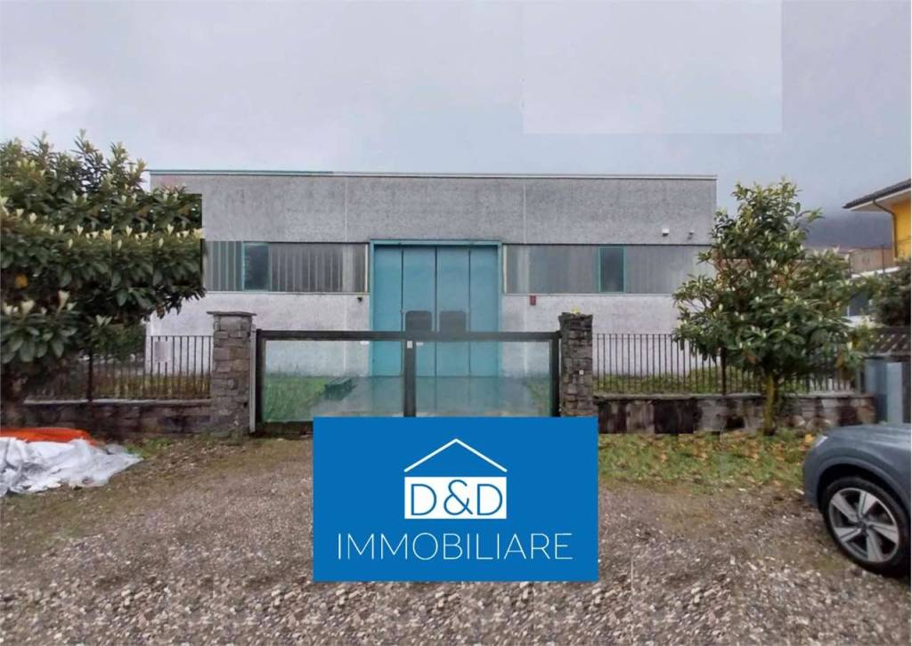 locale commerciale in vendita a Gravellona Toce