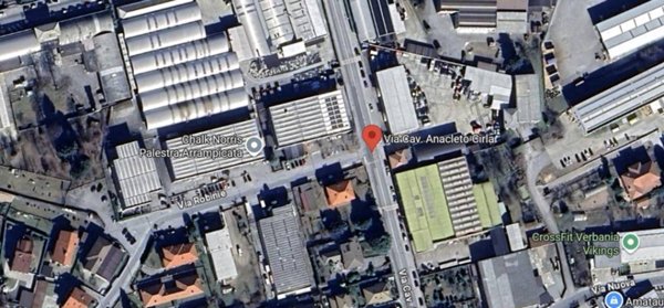 locale commerciale in vendita a Gravellona Toce