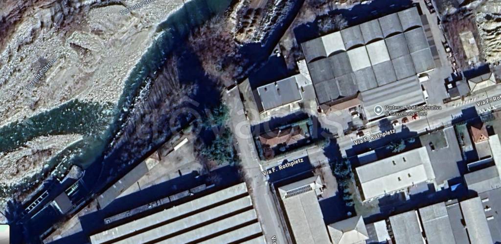 casa indipendente in vendita a Gravellona Toce