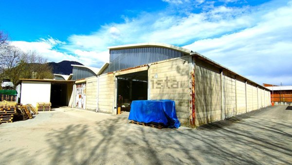 capannone in vendita a Gravellona Toce