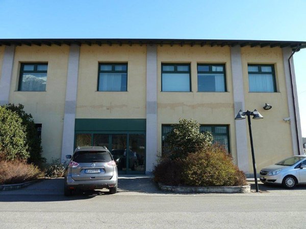 intera palazzina in vendita a Gravellona Toce