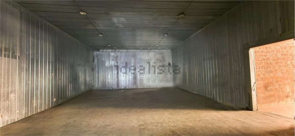 locale di sgombero in vendita a Gravellona Toce