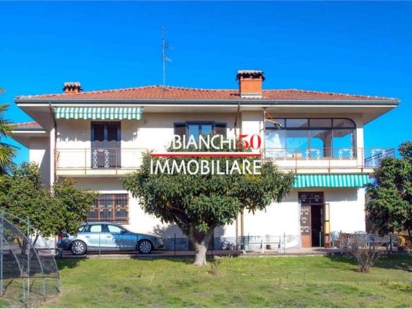 casa indipendente in vendita a Gravellona Toce