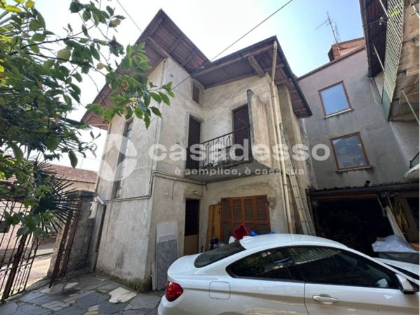 casa indipendente in vendita a Gravellona Toce