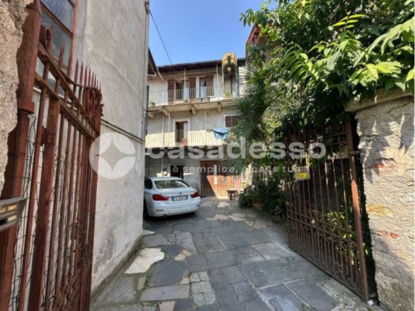 casa indipendente in vendita a Gravellona Toce