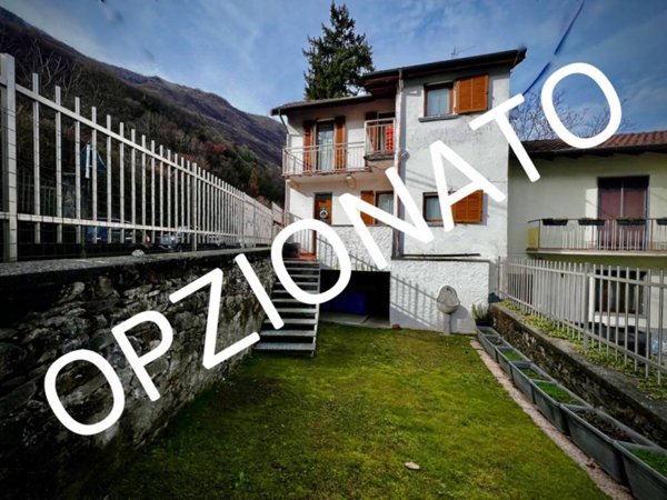 casa indipendente in vendita a Gravellona Toce