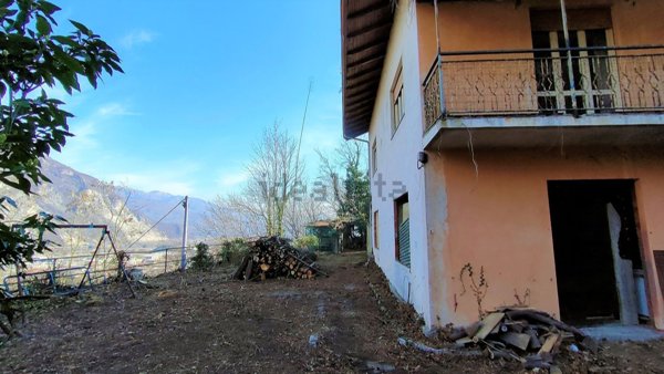 casa indipendente in vendita a Gravellona Toce