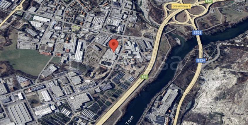 locale commerciale in vendita a Gravellona Toce