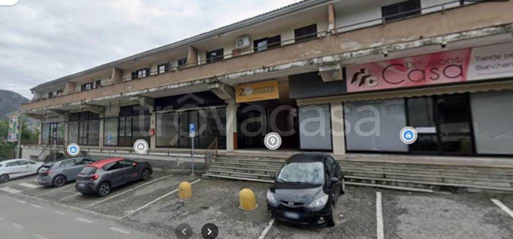 negozio in vendita a Gravellona Toce