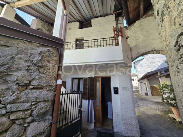 casa indipendente in vendita a Gravellona Toce in zona Granerolo