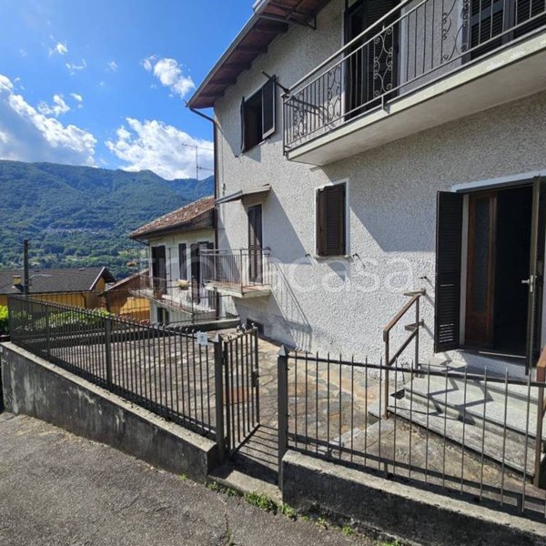 casa indipendente in vendita a Gravellona Toce