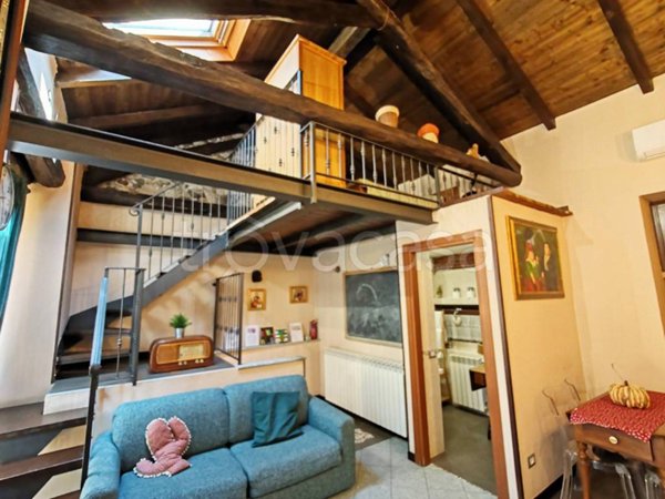 casa indipendente in vendita a Gravellona Toce in zona Pedemonte