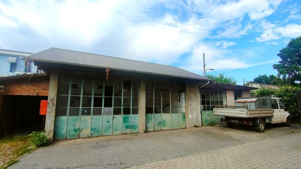 locale di sgombero in vendita a Gravellona Toce in zona Pedemonte