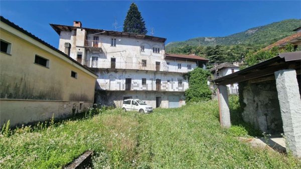 appartamento in vendita a Gravellona Toce in zona Pedemonte