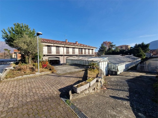 villa in vendita a Gravellona Toce in zona Pedemonte