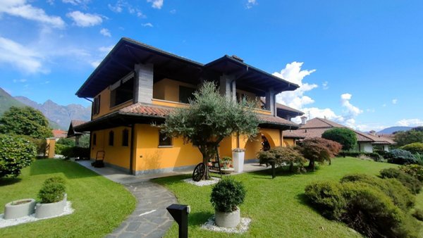 casa indipendente in vendita a Gravellona Toce in zona Pedemonte