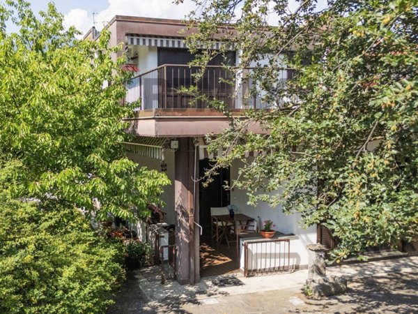 casa indipendente in vendita a Gravellona Toce in zona Pedemonte