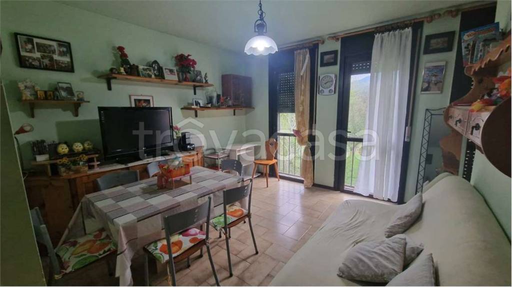 appartamento in vendita a Gravellona Toce in zona Pedemonte