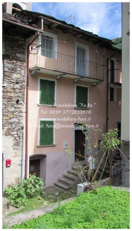 casa indipendente in vendita a Gurro