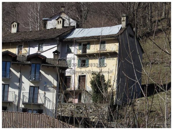 casa indipendente in vendita a Gurro