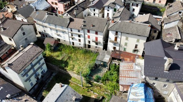 casa indipendente in vendita a Gurro