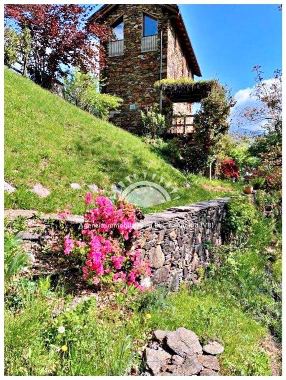 casa indipendente in vendita a Gurro