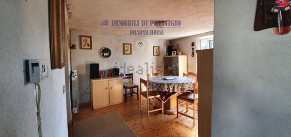 appartamento in vendita ad Intragna