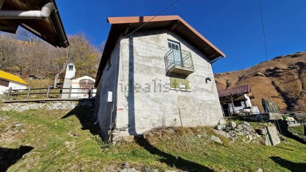 appartamento in vendita a Loreglia