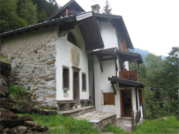 casa indipendente in vendita a Macugnaga