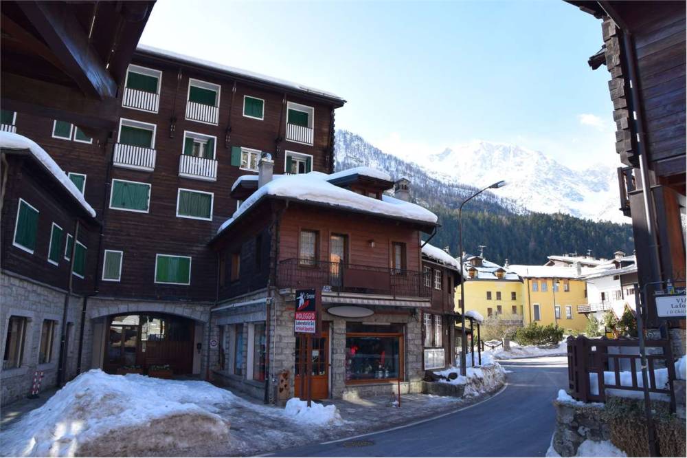 appartamento in vendita a Macugnaga in zona Staffa