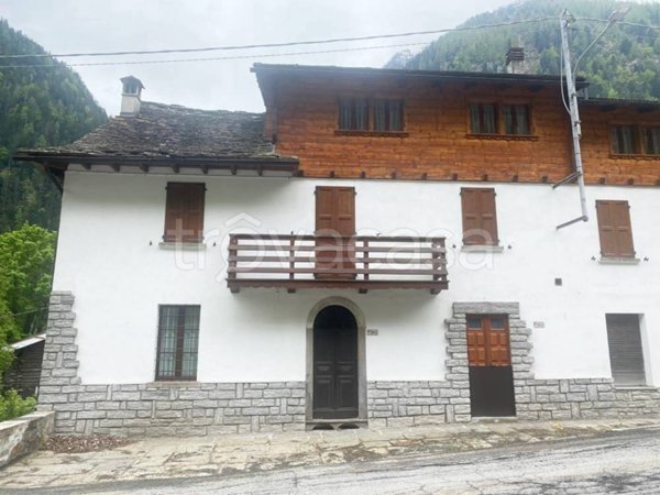 appartamento in vendita a Macugnaga in zona Pestarena
