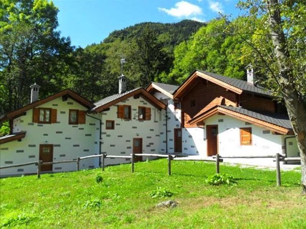 casa indipendente in vendita a Macugnaga in zona Borca