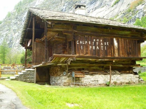 appartamento in vendita a Macugnaga in zona Staffa