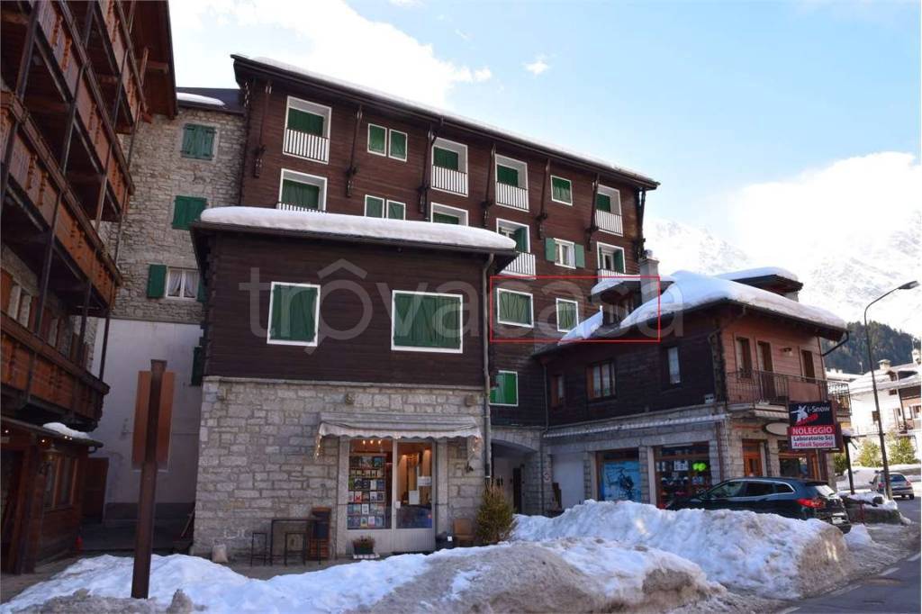 appartamento in vendita a Macugnaga in zona Staffa