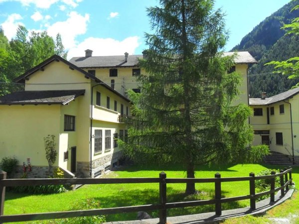 appartamento in vendita a Macugnaga in zona Pestarena