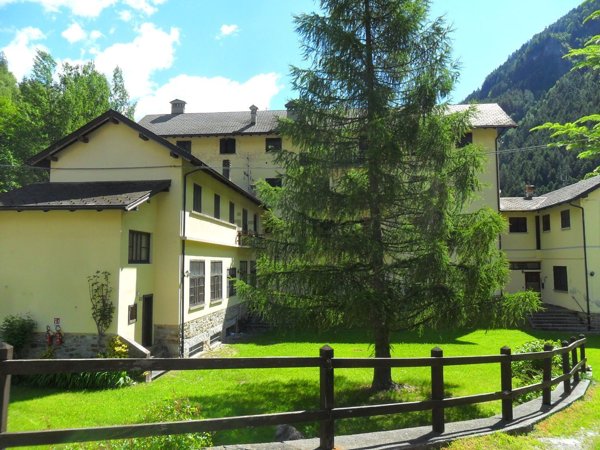 appartamento in vendita a Macugnaga in zona Pestarena