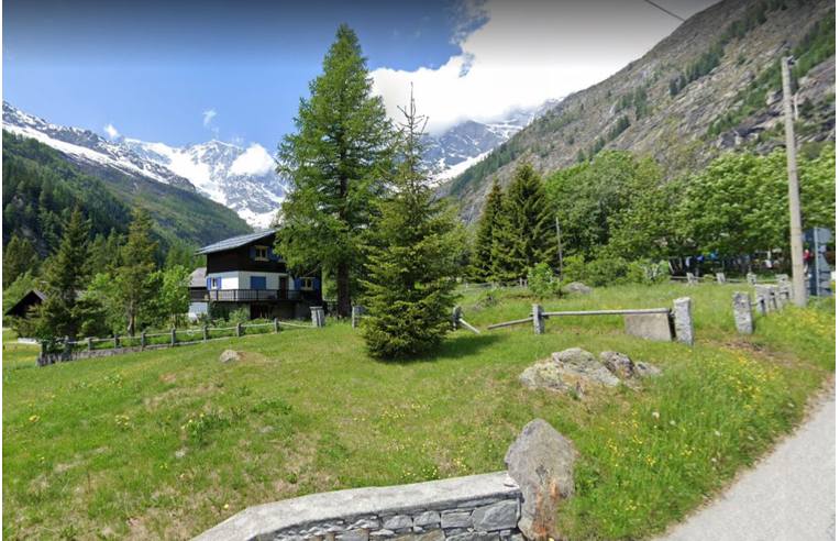 casa indipendente in vendita a Macugnaga in zona Pecetto