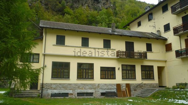 appartamento in vendita a Macugnaga in zona Pestarena