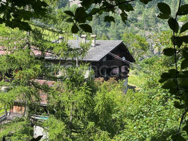 casa indipendente in vendita a Macugnaga in zona Motta