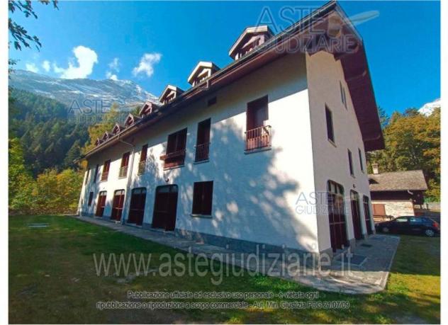 appartamento in vendita a Macugnaga in zona Staffa