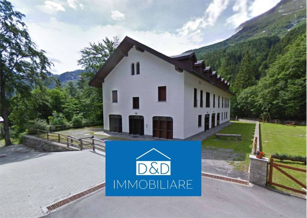 appartamento in vendita a Macugnaga in zona Staffa