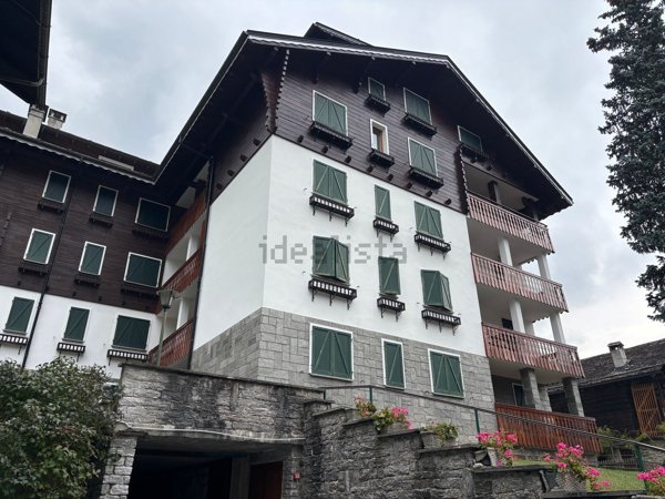 appartamento in vendita a Macugnaga in zona Staffa