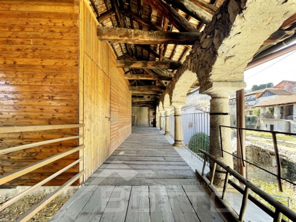 casa semindipendente in vendita a Madonna del Sasso in zona Centonara