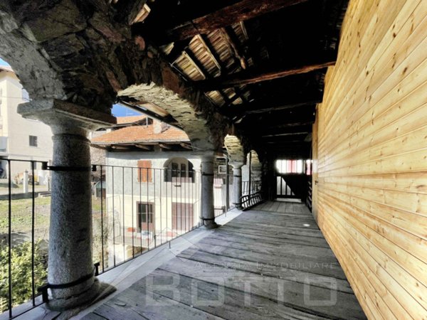 casa semindipendente in vendita a Madonna del Sasso in zona Centonara