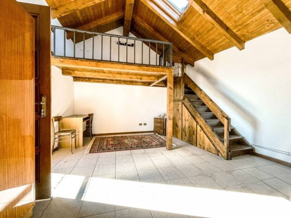 casa indipendente in vendita a Madonna del Sasso in zona Boleto