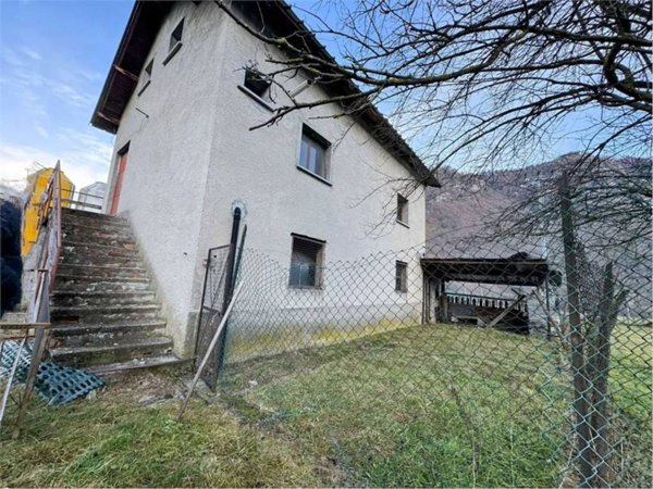 casa indipendente in vendita a Malesco