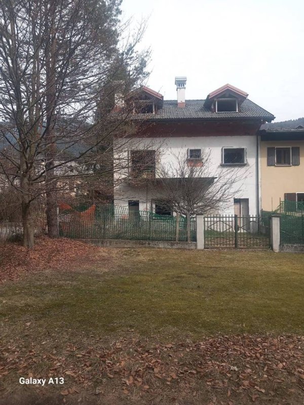 casa indipendente in vendita a Malesco in zona Zornasco